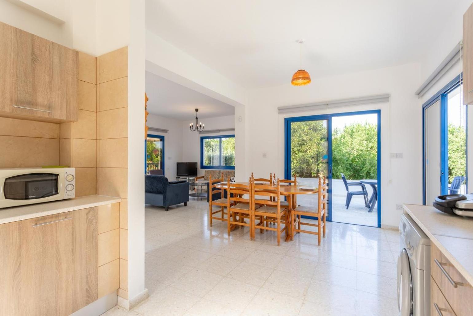 Villa Charoula Pente Paphos Exterior foto